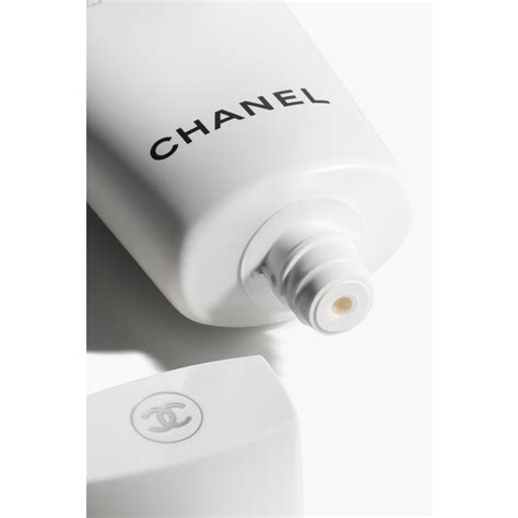 chanel face cleanser review|chanel le blanc face wash.